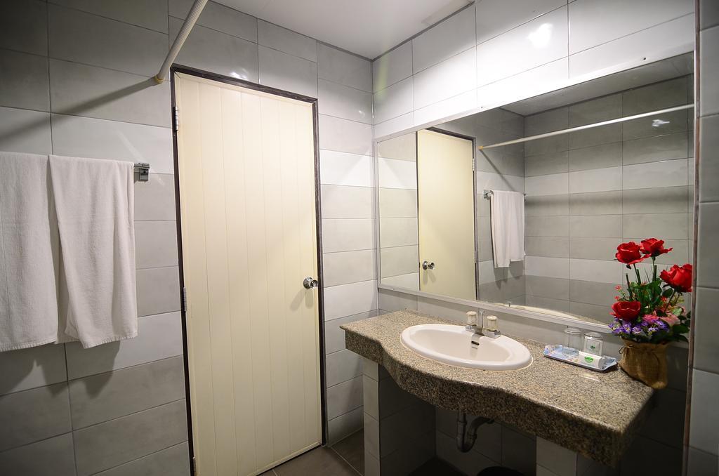 Ranong Garden Hotel Oda fotoğraf